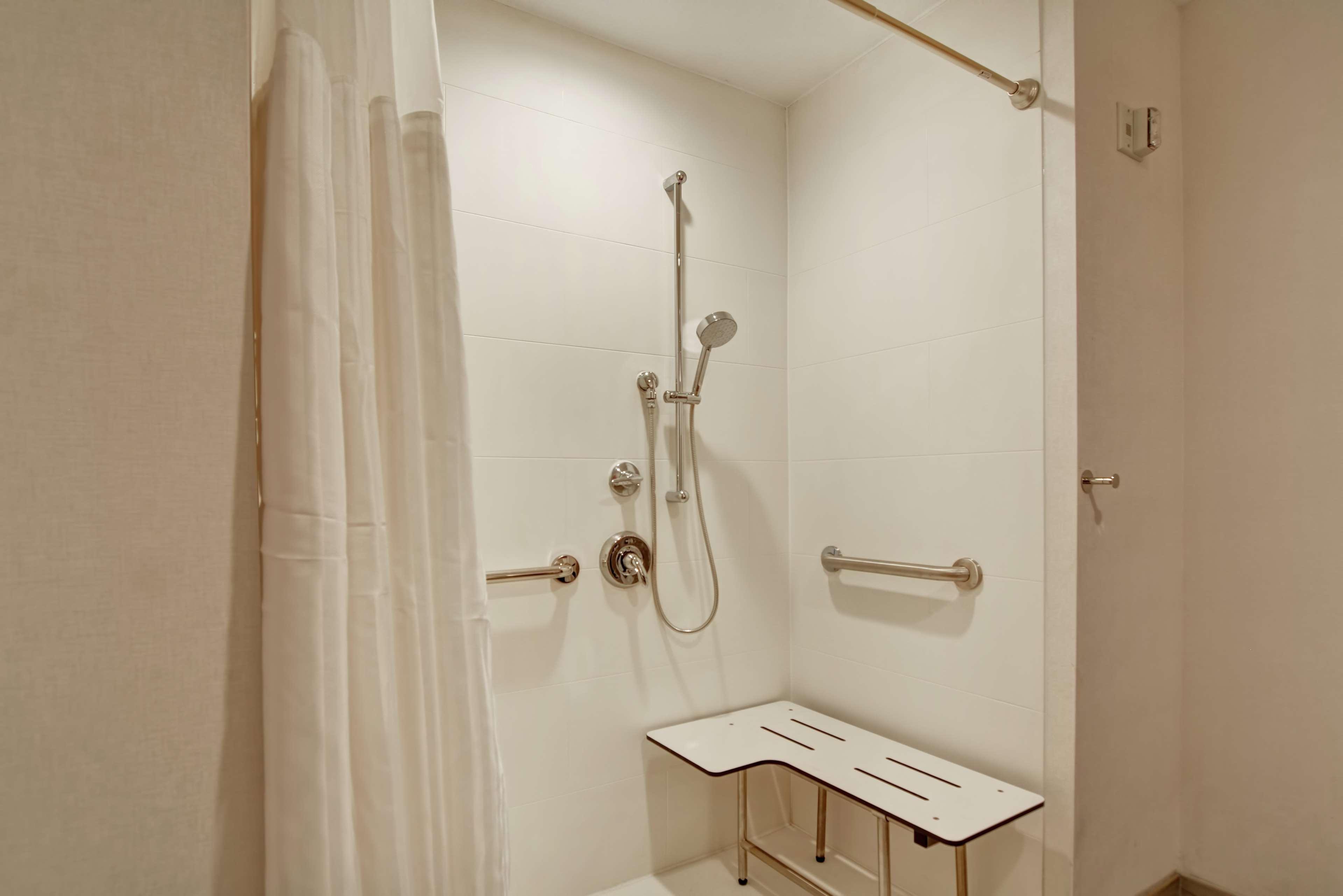 Hilton Garden Inn Princeton Lawrenceville Exterior foto